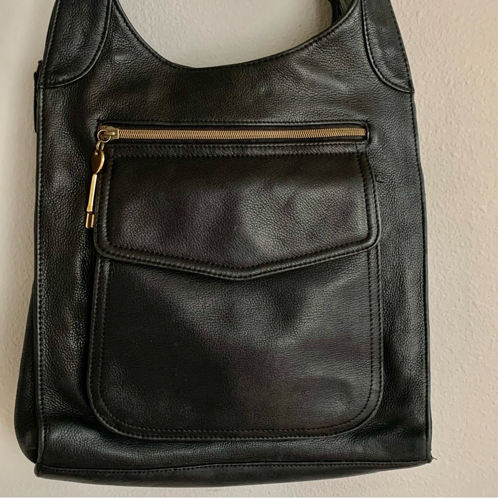 Vintage Fossil Black Soft Leather Shoulder Bag Zipper 90’s Y2K + Brass Key Charm - Picture 6 of 13
